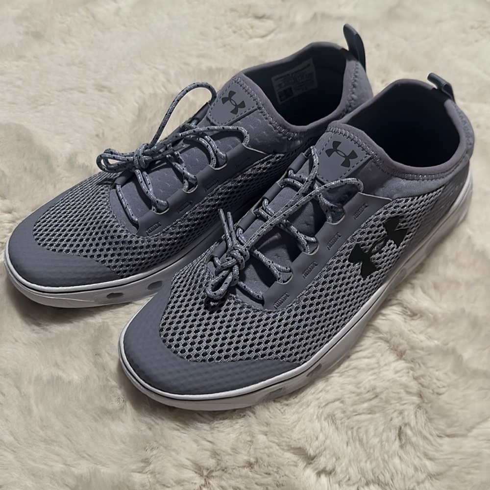 Brand new Under Armour Sneakers, size 10 - for hiking, water